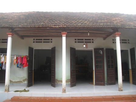 Nén hờn ghen mang cả gia tài đi hỏi vợ lẽ cho chồng